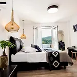 Апартаменты A & B Minimal ιι With Sea View In