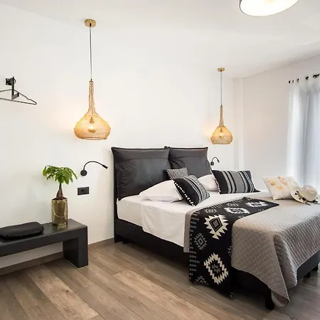 Apartment A & B Minimal ιι With Sea View In Argostoli (Kefalonia)