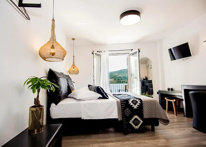 Appartement A & B Minimal ιι With Sea View In