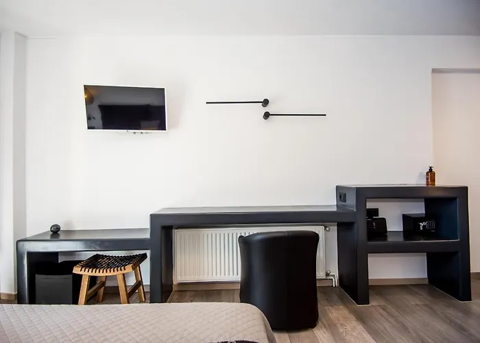 A & B Minimal ιι With Sea View In Appartement